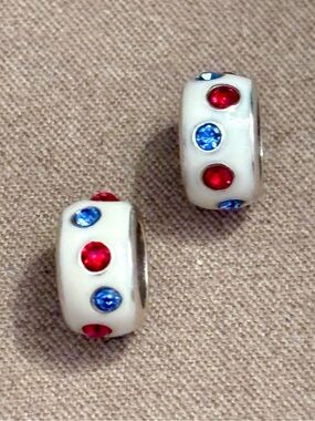 🇺🇸Listing! 2 🆕 Brighton Sugar Dots spacers Narrow beads Red white & blue Retired